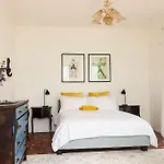 Апартаменты Lovenest: Romantic Overlooking The *