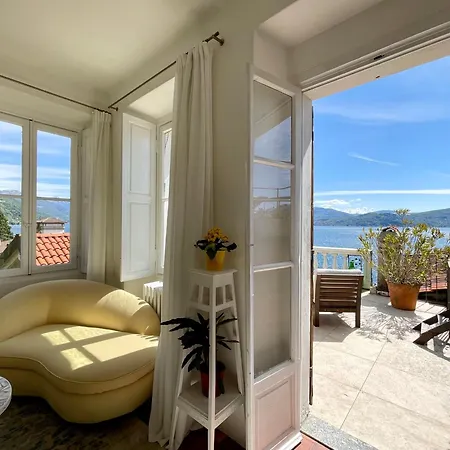 Lejlighed Lovenest: Romantic Overlooking The